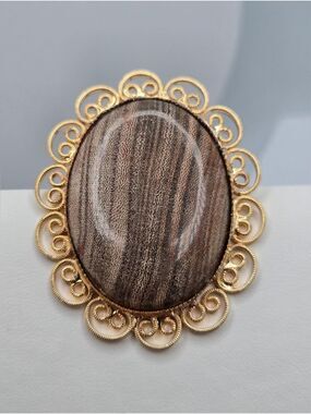 Vintage Victorian Style Filigree Brooch Brown Cabochon Gold Tone 2"